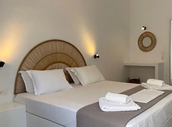 Maria's Garden Apartment *