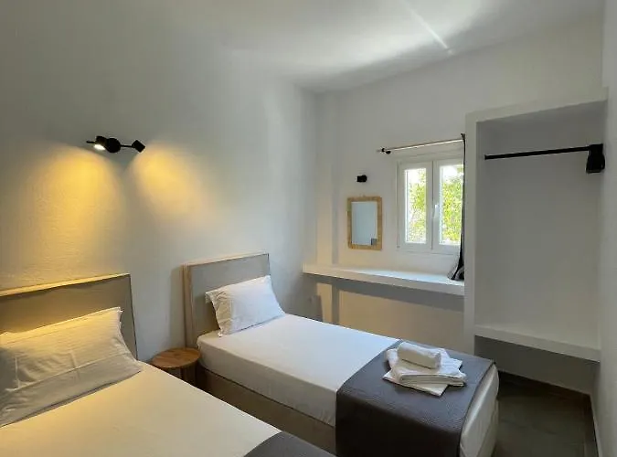 Maria's Garden Apartment