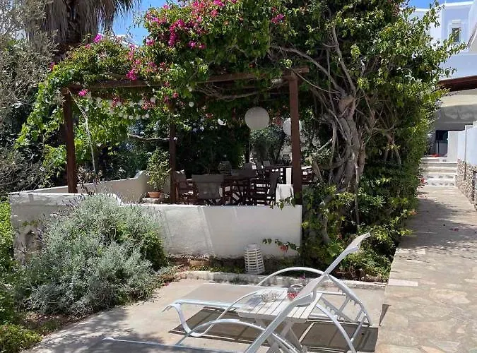 Maria's Garden Apartment